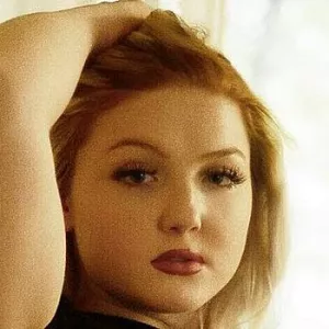 Molly Montana биография, рост, вес, размер сисек, фигура, возраст